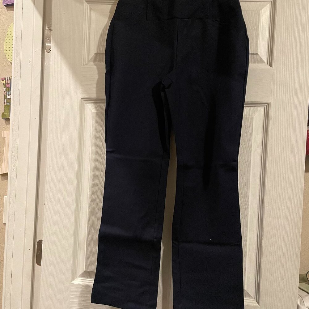 New York & Company Pull-On Mid-Rise Straight-Leg Petite Ponte Pant